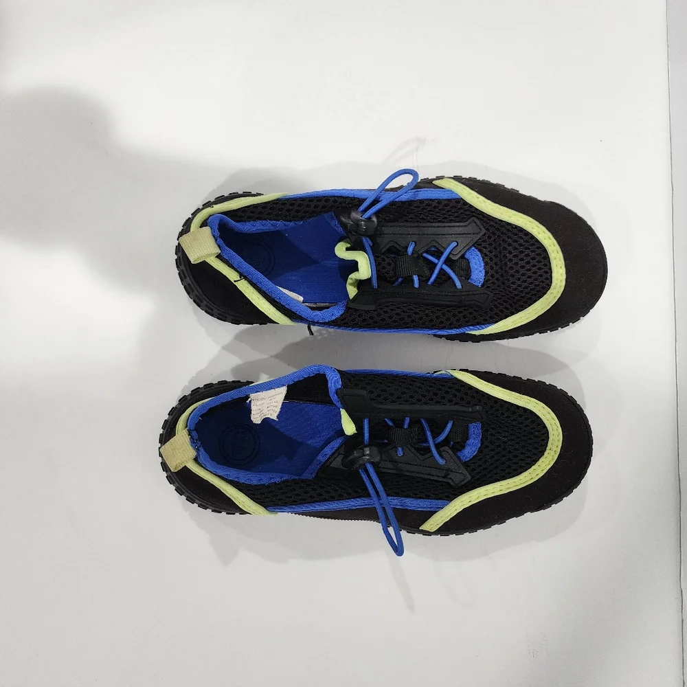 Boys Wonder Nation Water Shoes, Size 13-1 Color Black